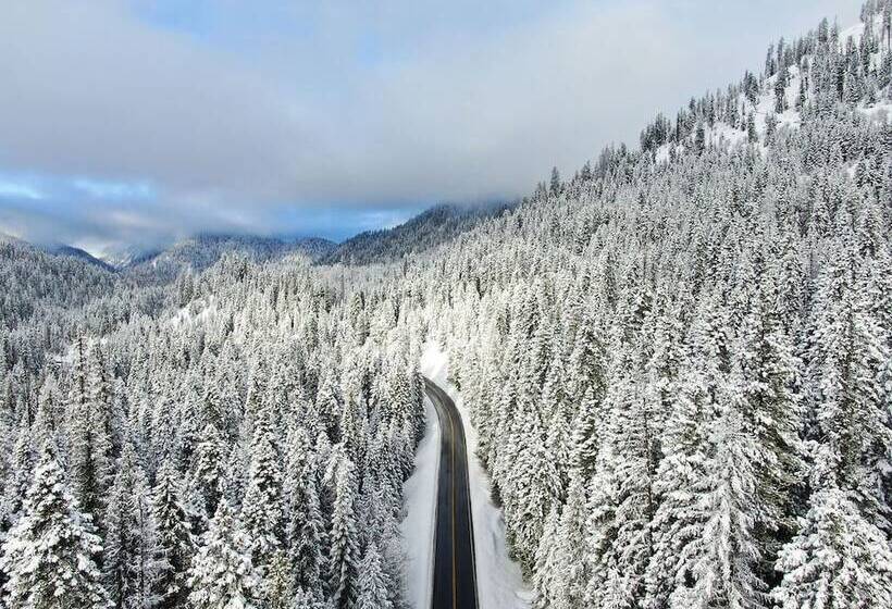 ホテル Lochsa Lodge