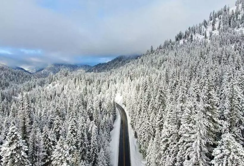 Hotelli Lochsa Lodge