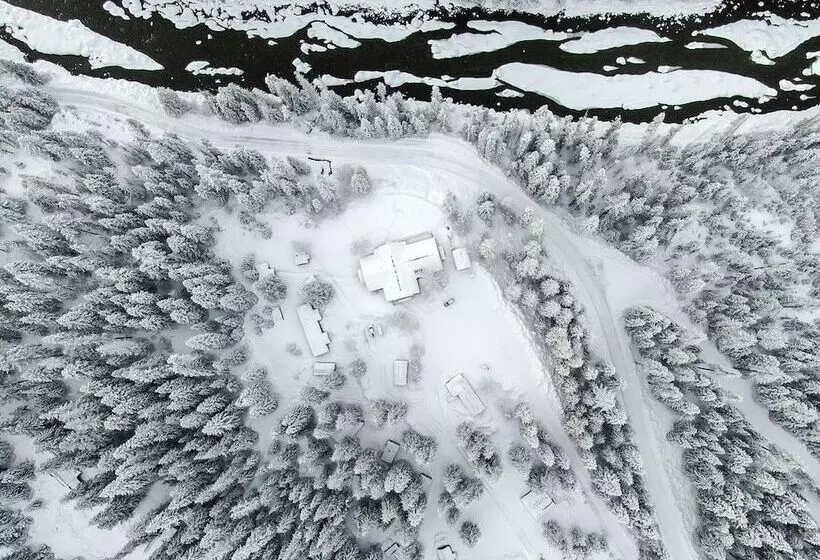 Hotelli Lochsa Lodge