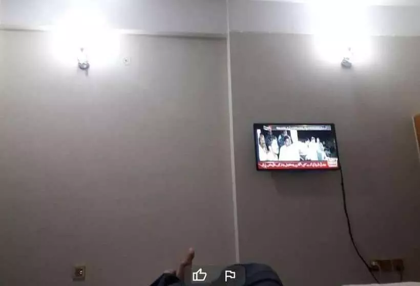 هتل Oasis International