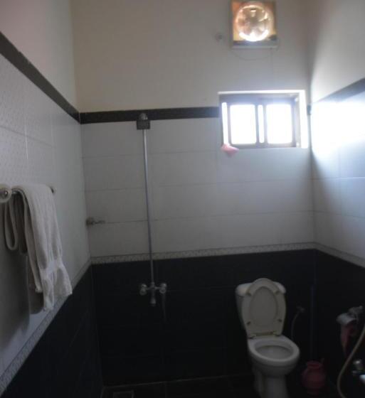 هتل Royal Emirates Residence