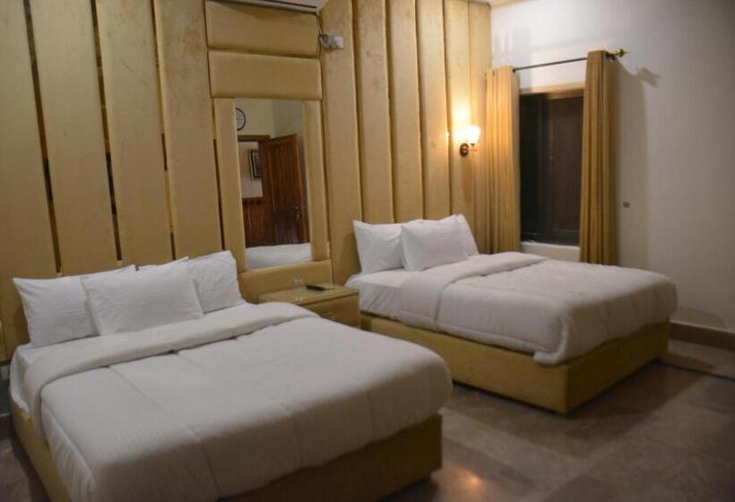 هتل Royal Emirates Residence