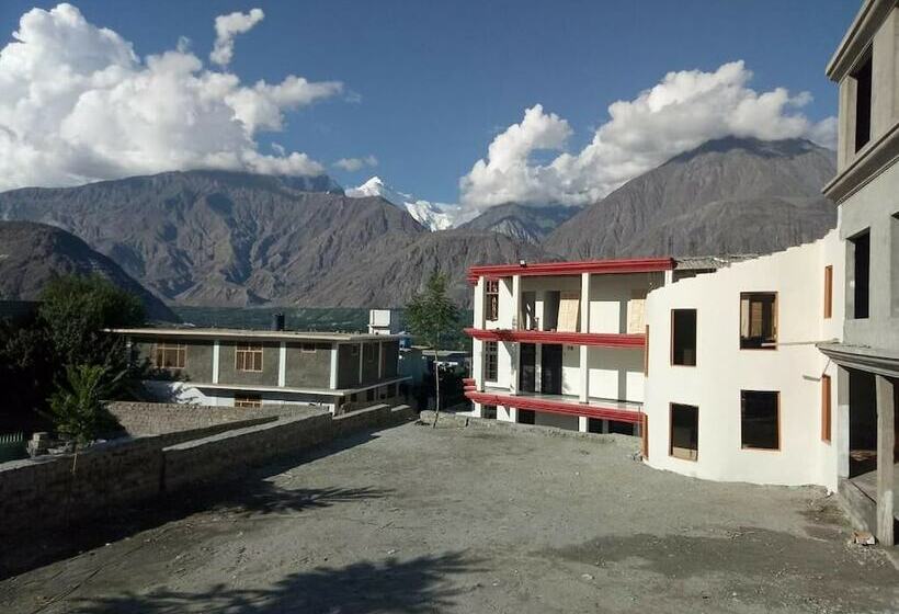 هتل Oasis International