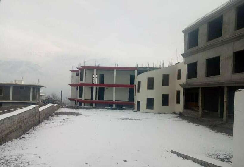 هتل Oasis International