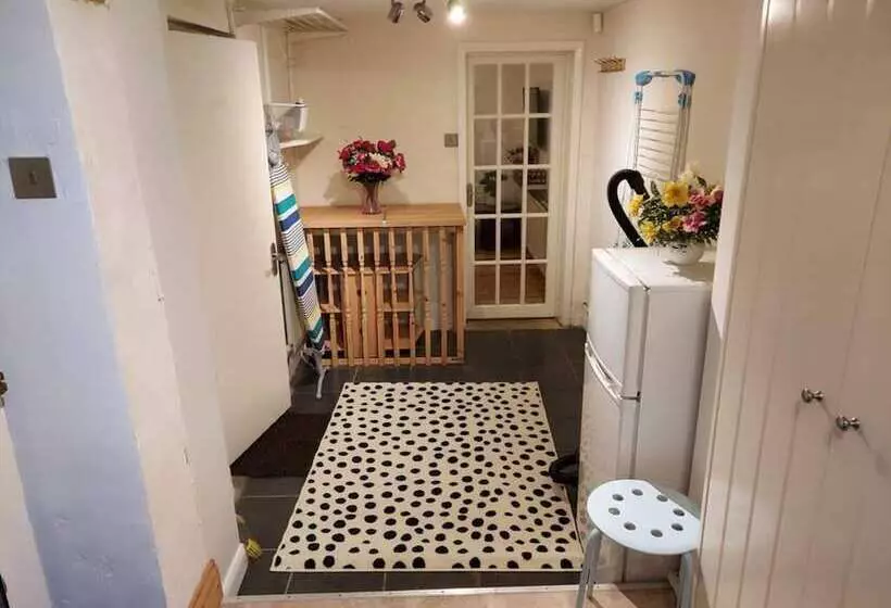 レジデンス Beautiful 3 Bed House In Chatham