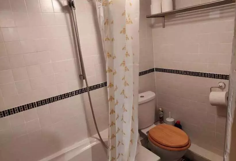 レジデンス Beautiful 3 Bed House In Chatham