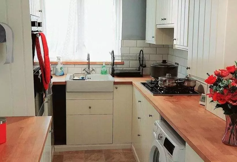 レジデンス Beautiful 3 Bed House In Chatham