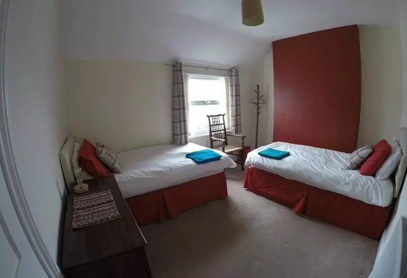 Residenssi Beautiful And Spacious House In North Wales, Uk