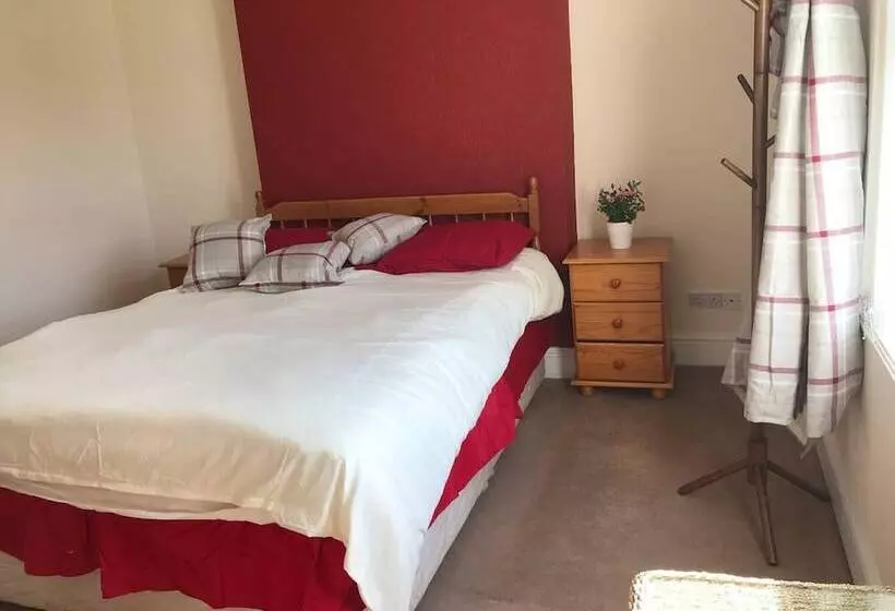 Residenssi Beautiful And Spacious House In North Wales, Uk