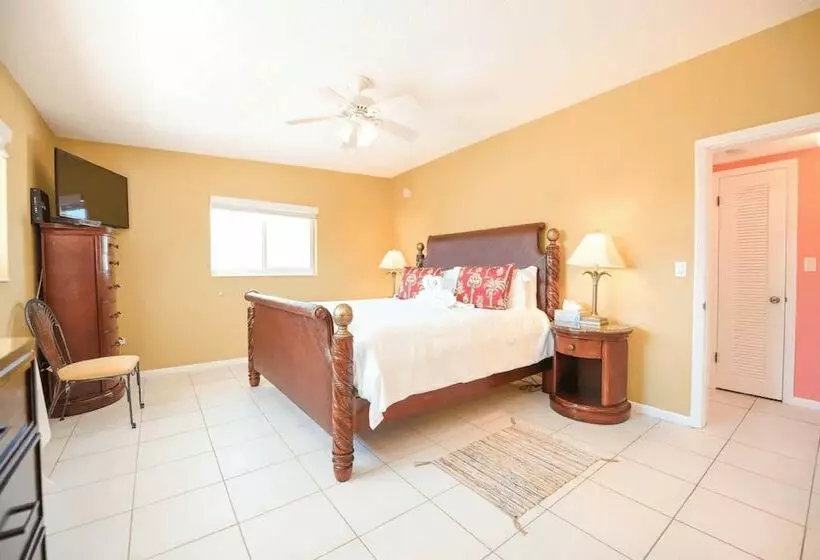 リゾートホテル Holly S Hideout By Florida Keys Luxury Rentals