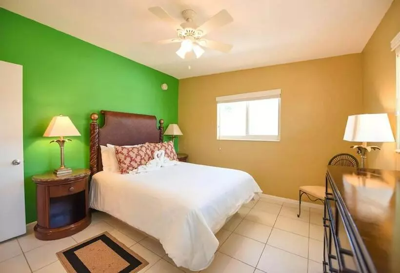リゾートホテル Holly S Hideout By Florida Keys Luxury Rentals