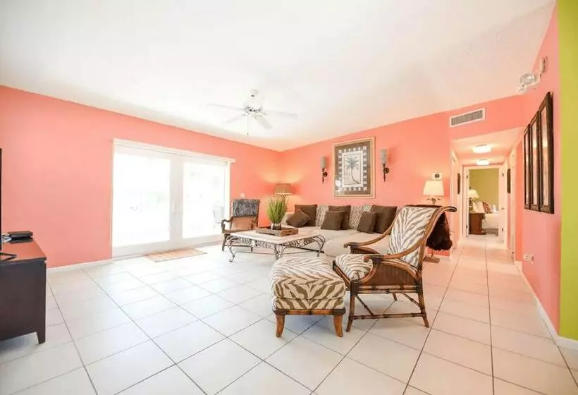 リゾートホテル Holly S Hideout By Florida Keys Luxury Rentals