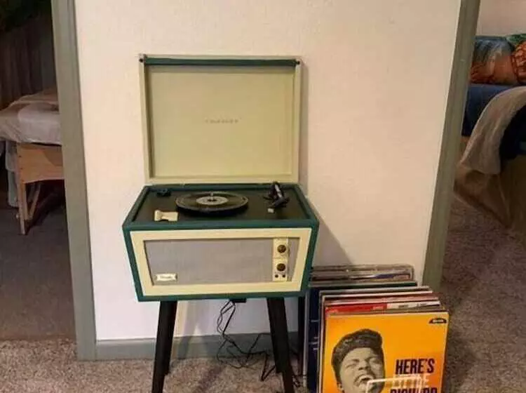 Retro Inspired Downtown Loveland Apartment