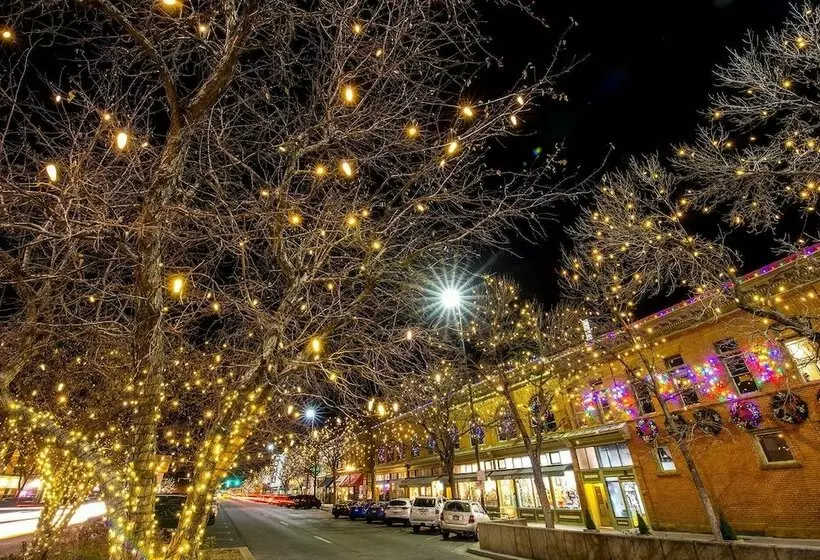 Retro Inspired Downtown Loveland Apartment