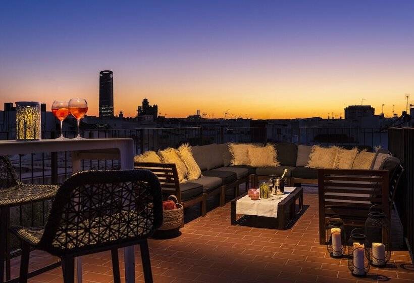 تختخواب و صبحانه Pajaro Rebelde