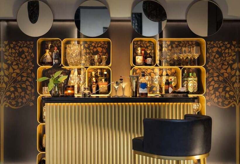 تختخواب و صبحانه Pajaro Rebelde