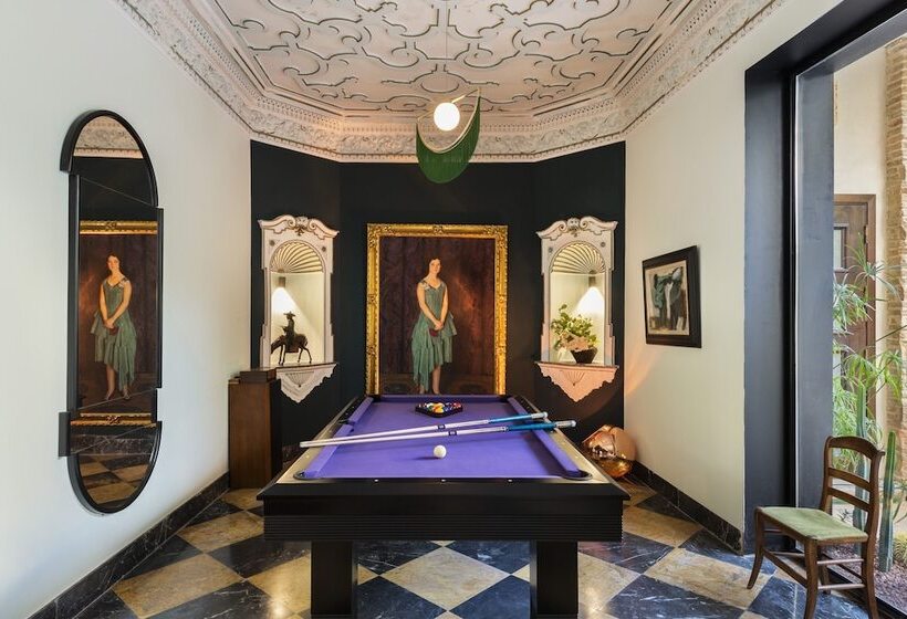 تختخواب و صبحانه Pajaro Rebelde