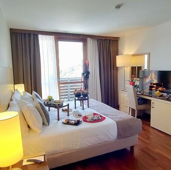 בית מלון כפרי Savoia Mountain – Il Resort Nel Bosco