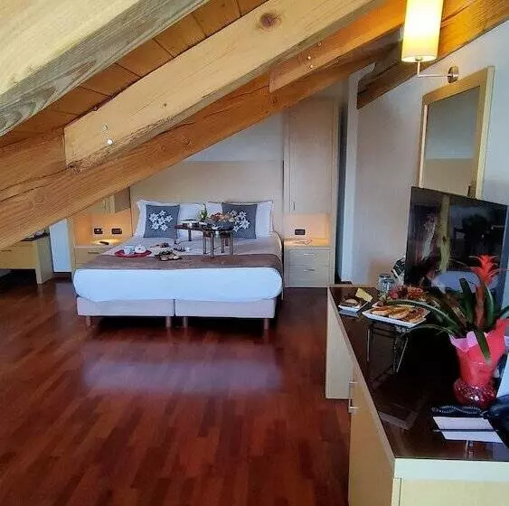 ホテル Savoia Mountain – Il Resort Nel Bosco