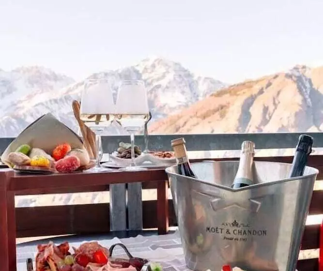 ホテル Savoia Mountain – Il Resort Nel Bosco