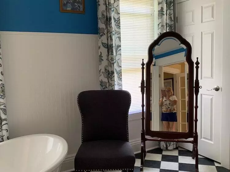 Majatalo The York House