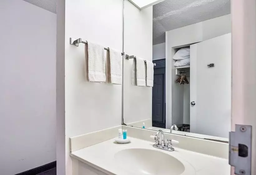 Lomakeskus Second Conference Family Deluxe Bay View