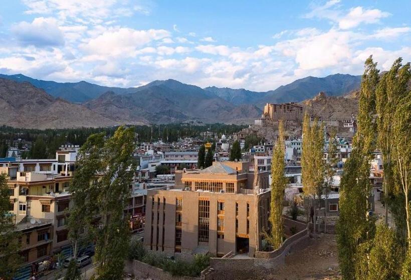 Chospa Hotel, Leh