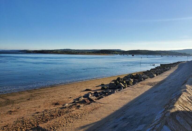 Cosy Cottage In The Blackdown Hills, Devon