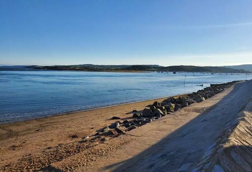 Cosy Cottage In The Blackdown Hills, Devon