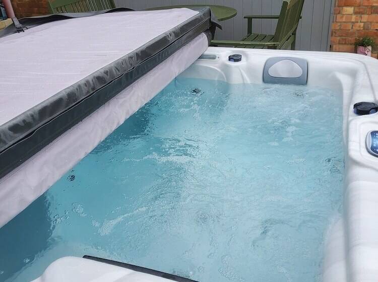 Cosy Cottage In The Blackdown Hills, Devon