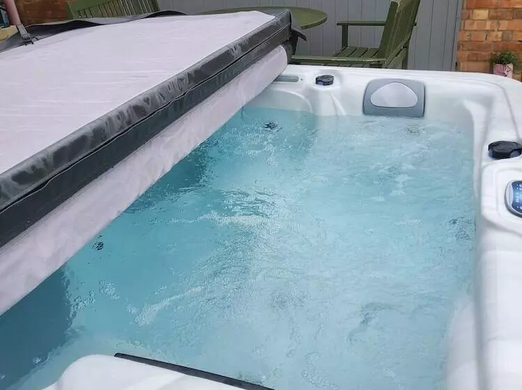 Cosy Cottage In The Blackdown Hills, Devon