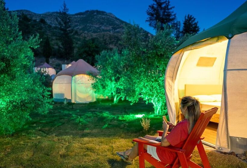 هتل Chingene Glamping