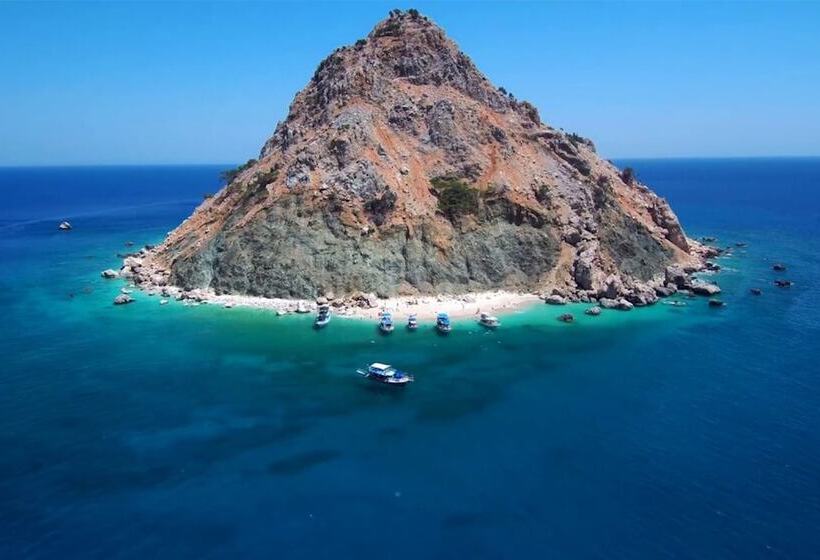 هتل Chingene Glamping