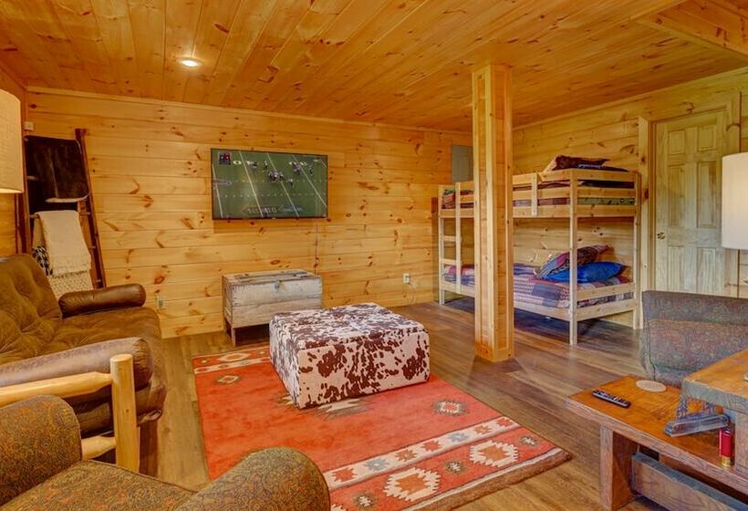 The Dogwood Cabin By Escape To Blue Ridge