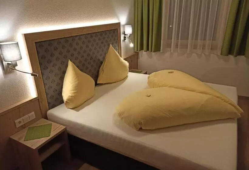 مبيت وإفطار Andrea 3 Sterne Superior