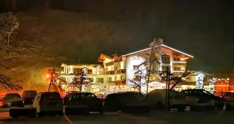 مبيت وإفطار Andrea 3 Sterne Superior