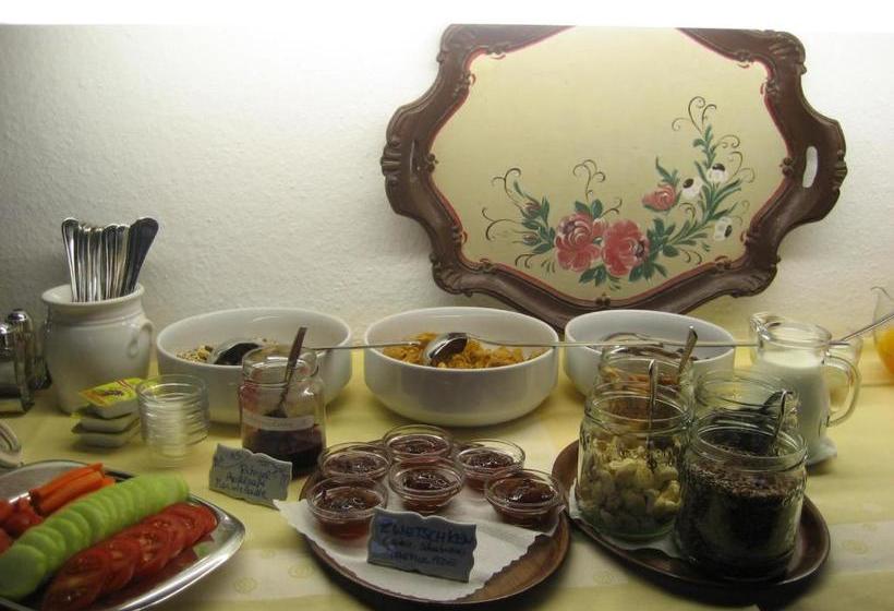 Bed and Breakfast Pension Danler