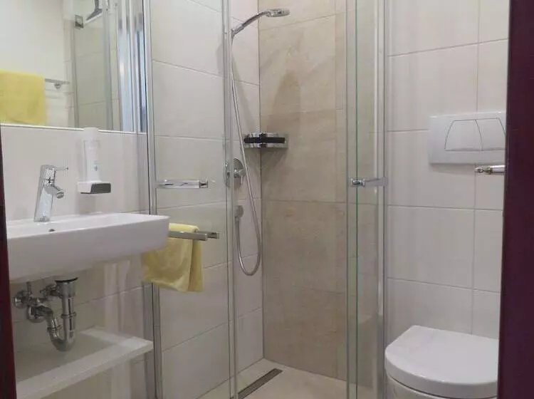 Bed and Breakfast Sportpension Thayer