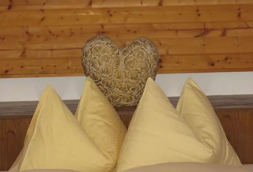 Bed and Breakfast Sportpension Thayer