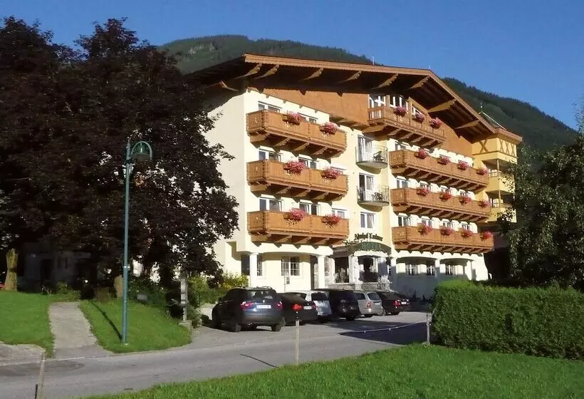 호텔 Almhof Lackner