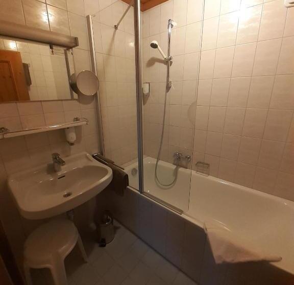 בית מלון כפרי Der Hechl