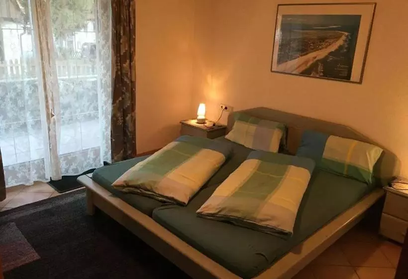 Отель Ferienhaus Clarissa