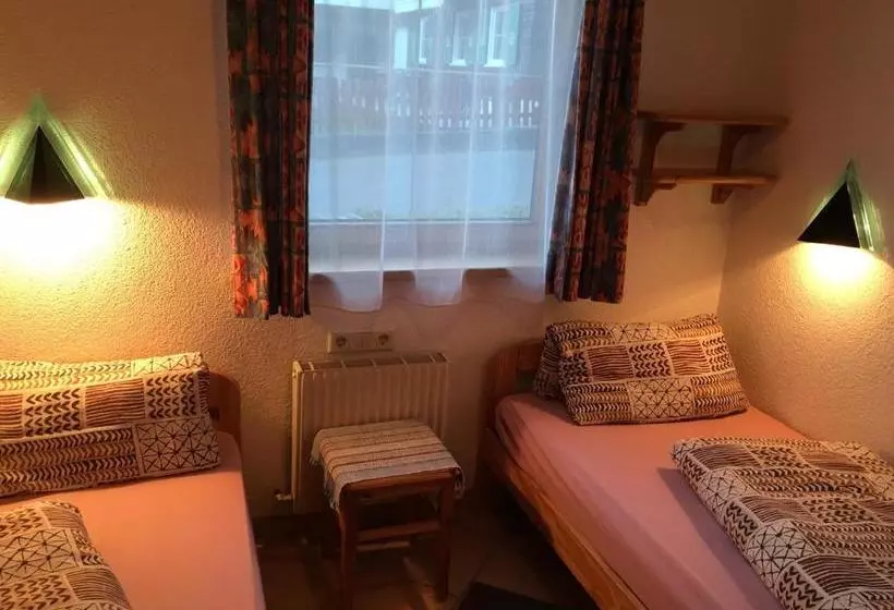 Отель Ferienhaus Clarissa