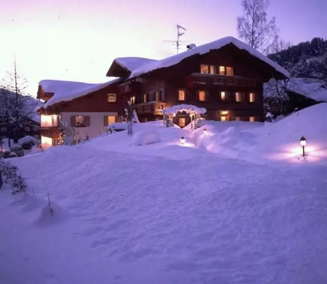 Отель Ferienhaus Clarissa