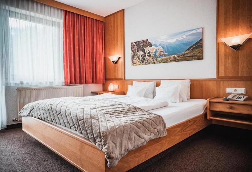 Hotelli Garni Romantika