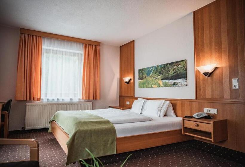 Hotelli Garni Romantika