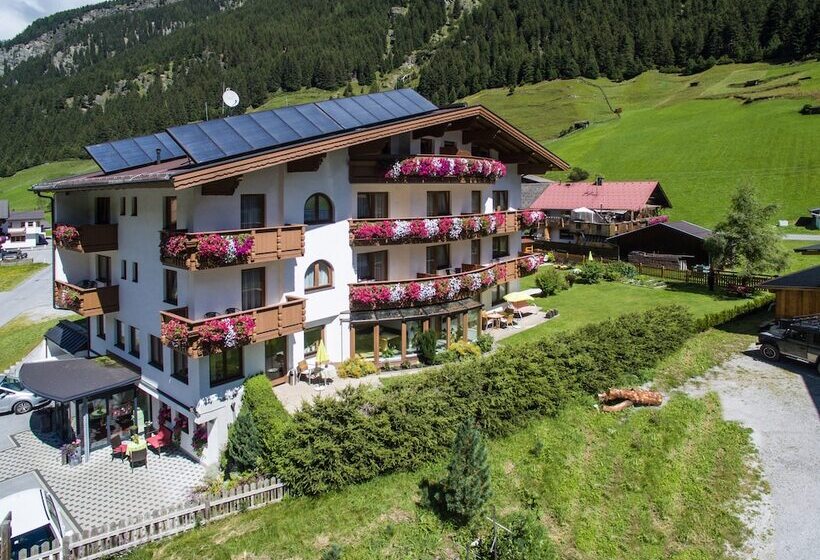 Hotelli Garni Romantika