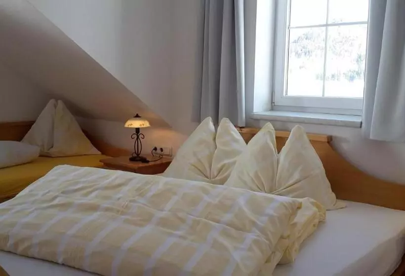 Hotelli Knirschenhof