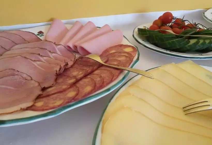 Hotelli Knirschenhof