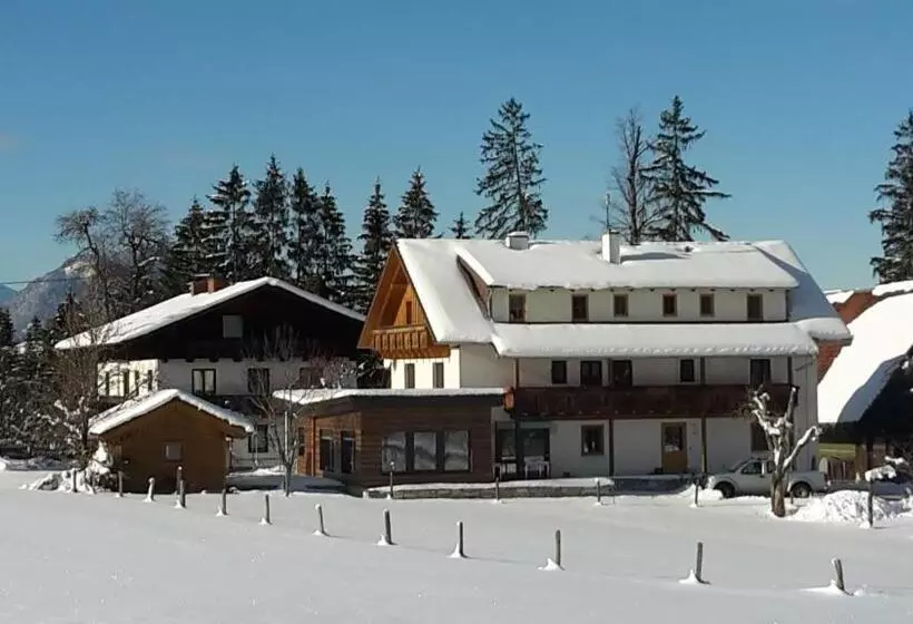 Hotelli Knirschenhof